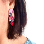 WOODEN DOODLE PINK POINTED OVAL